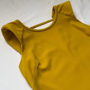 *NEW* ZARA WOMAN Yellow Top